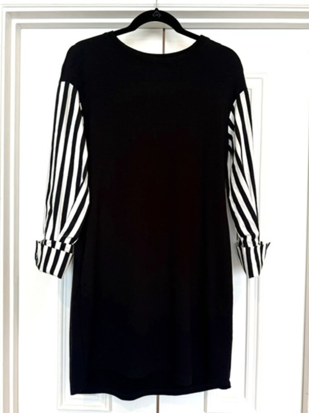 New York & Company light weight dress, size 2